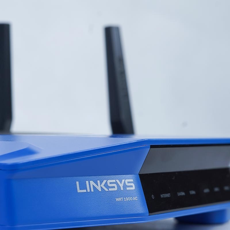 روتر LINKSYS مدلWRT 1900 AC v2