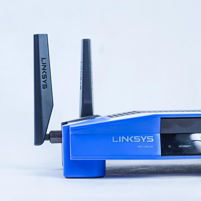 روتر LINKSYS مدلWRT 1900 AC v2